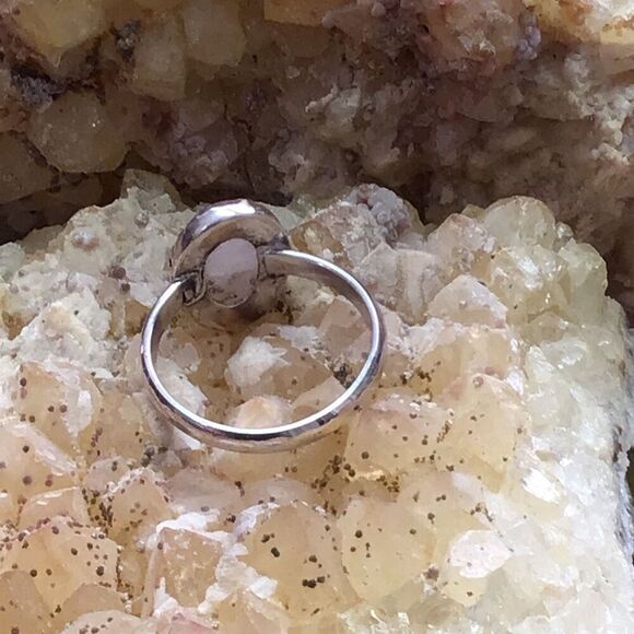 Ring, Rose Quartz and Sterling Silver Ring, size 6.5, NEW, Handmade - Picture 7 of 9
